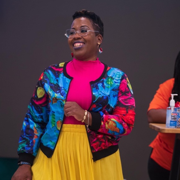 Meet your Posher, Latoya - Picture 3 of 9